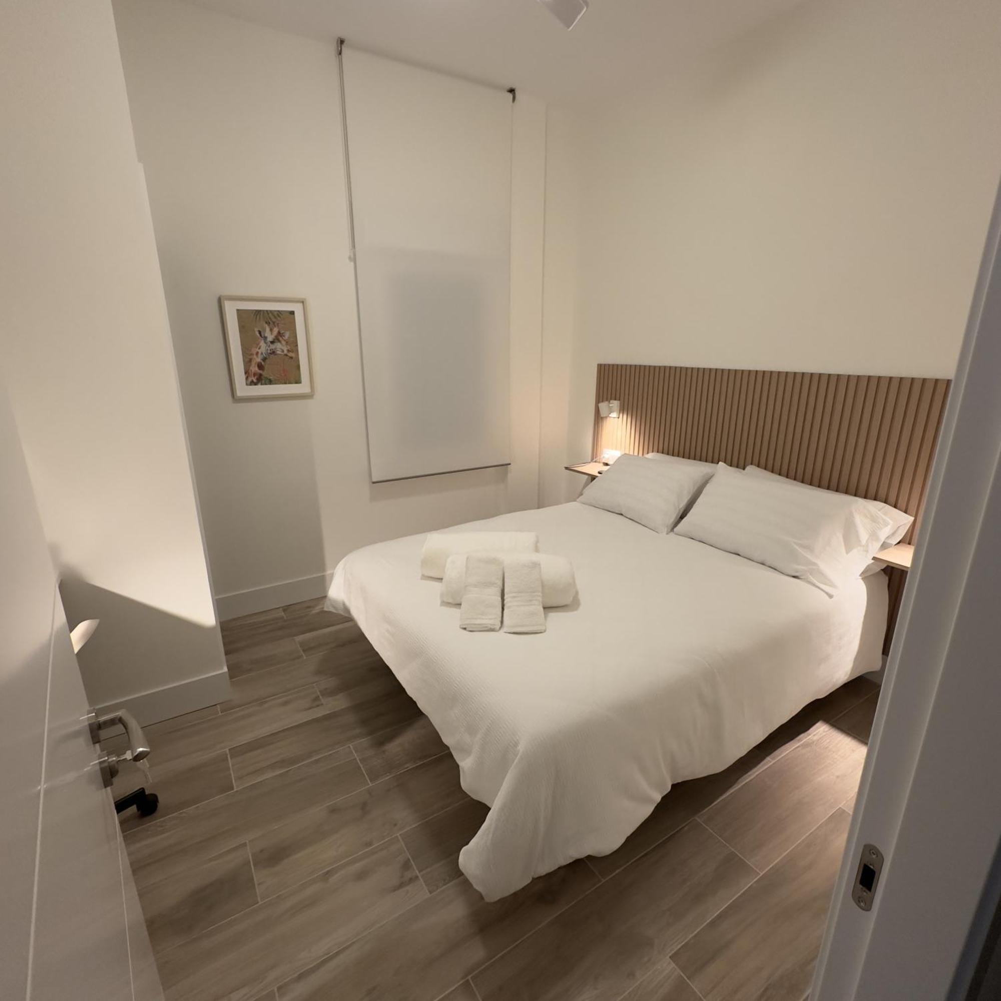 Apartamentos Moncloa Madrid Eksteriør billede